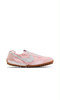 Nike Moon Shoe SP
Jacquemus Aluminum Pink