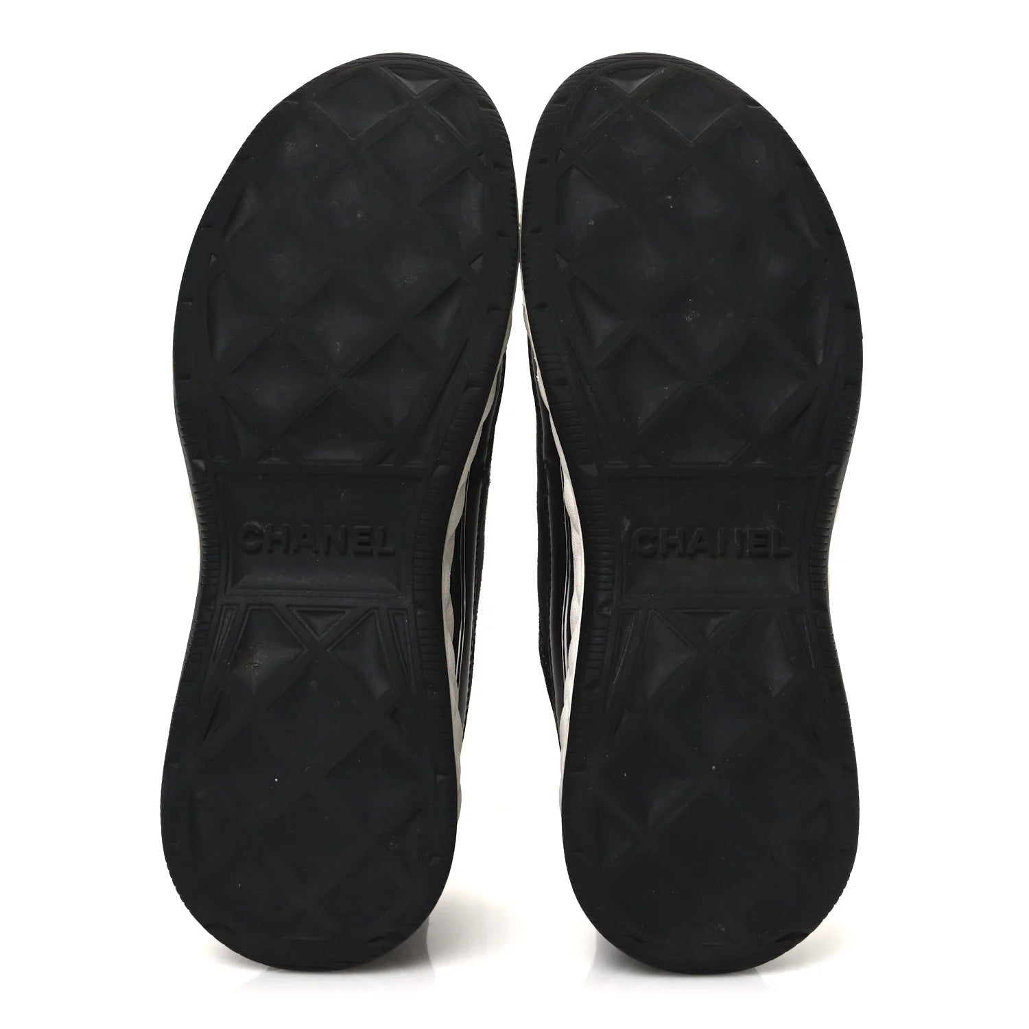 Chanel Velvet Calfskin Mixed Fibers CC Sneakers Black